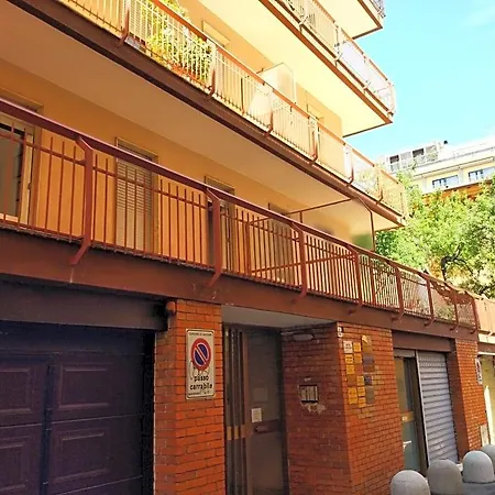 Amariglio 3*